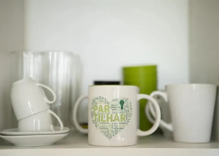 Clerigos Apts דירה *