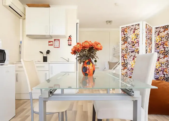 Clerigos Apts Lägenhet *