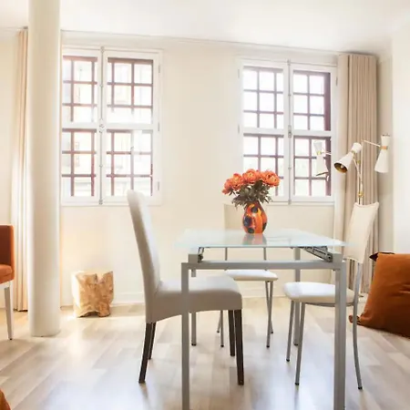 Clerigos Apts * Oporto